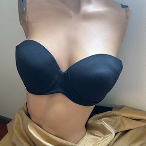 Victoria’s Secret Body by Victoria Strapless Bra – Black | 36C